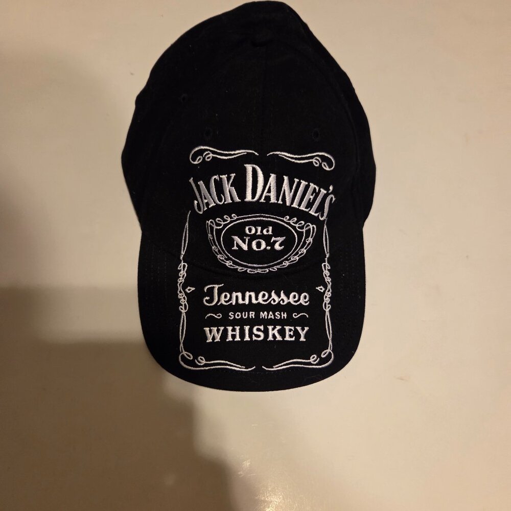 Jack Daniels Small/Medium Black Tennessee Sour Mash Whiskey Cap - NWOT